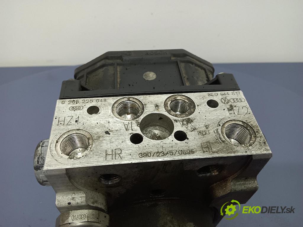 Audi A4 2003 čerpadlo ABS x 8E0614517