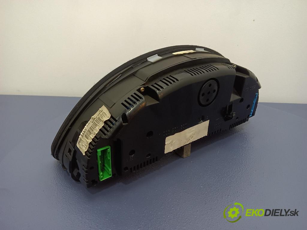 Audi A4 2003 prístrojovka/ budíky 8E0920930R