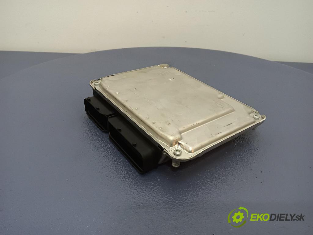 Audi A4 2003 riadiaca jednotka Motor: 038906019LJ