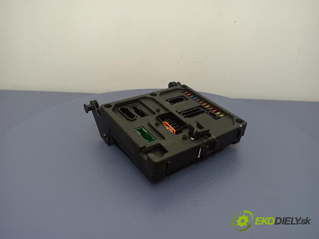 Seat Alhambra 2002 skrinka Poistky: 7M3962258R