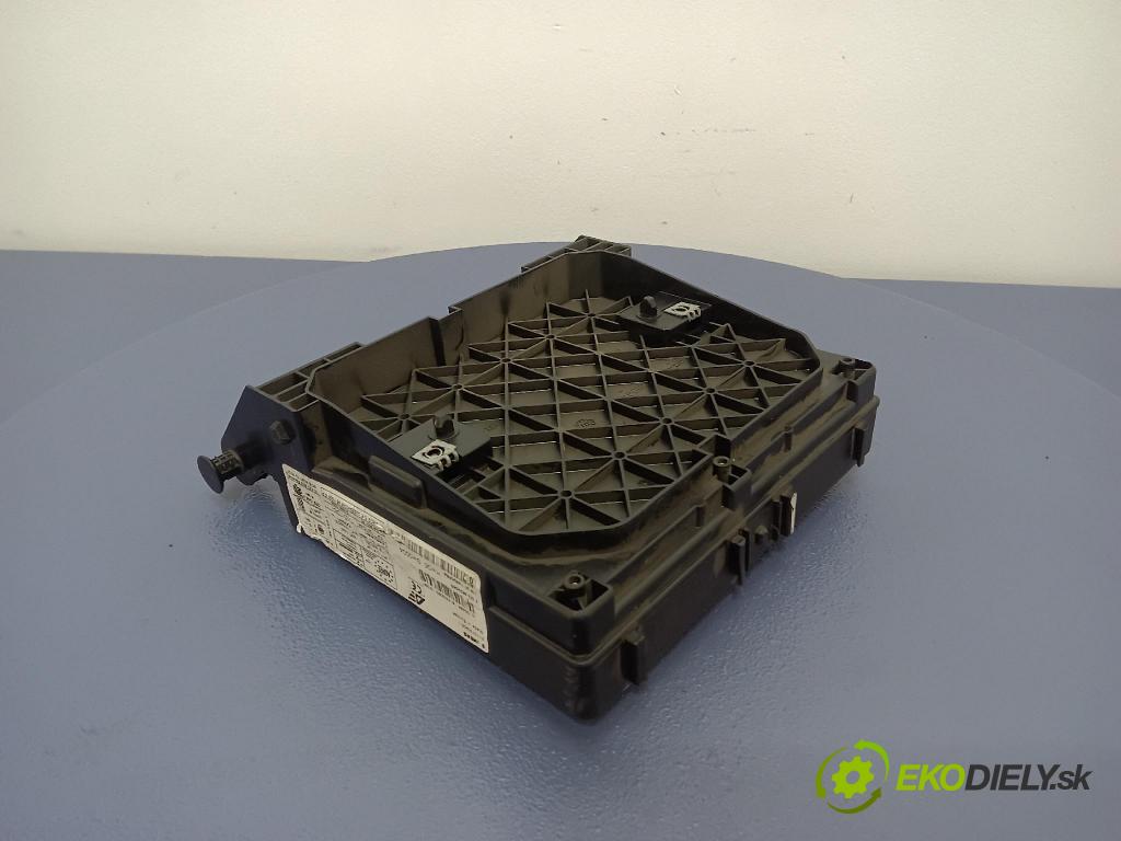 Seat Alhambra 2002 skrinka Poistky: 7M3962258R