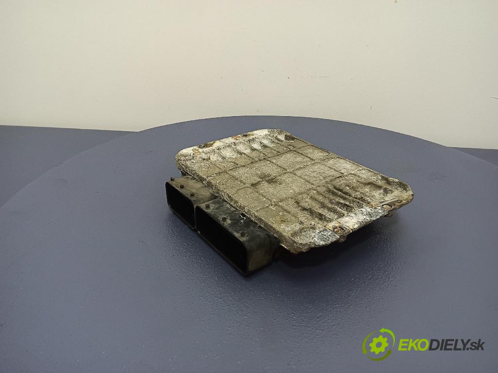 Opel Zafira 2008 riadiaca jednotka Motor: 98053909