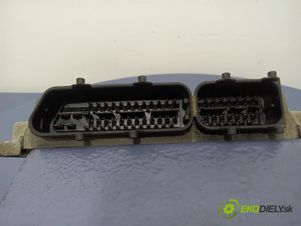 Fiat Panda 2004 riadiaca jednotka Motor: 55196261