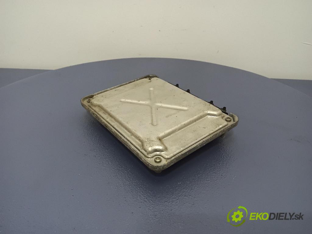 Fiat Panda 2004 riadiaca jednotka Motor: 55196261