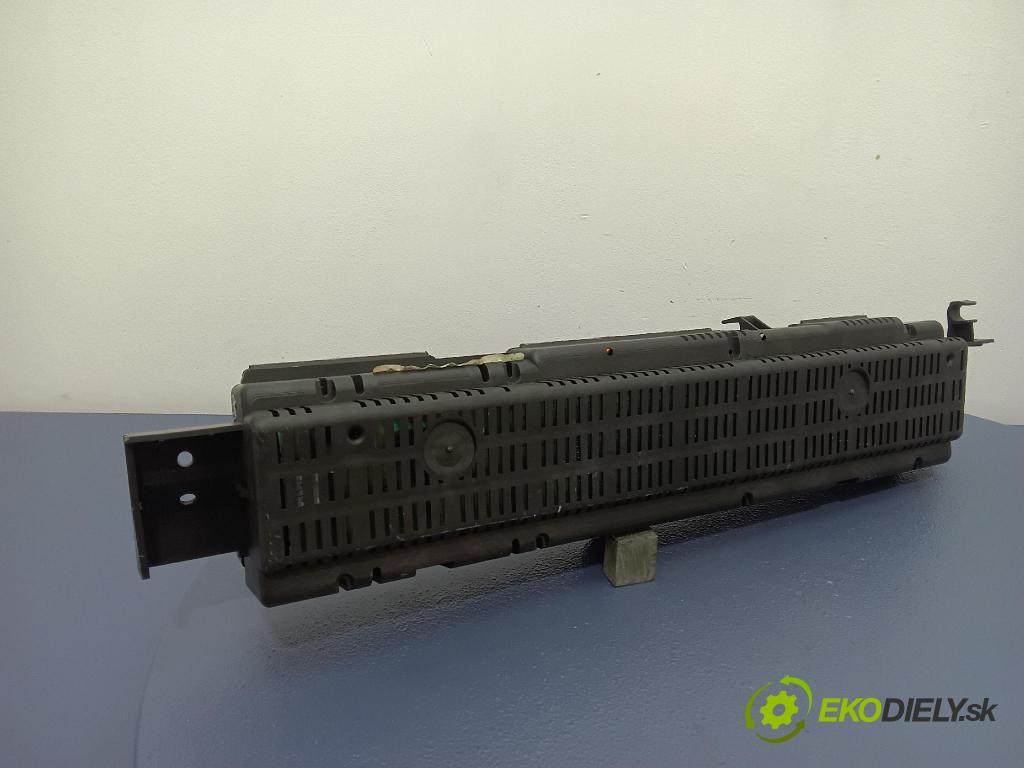 Renault Espace 2003 prístrojovka/ budíky P8200288816B