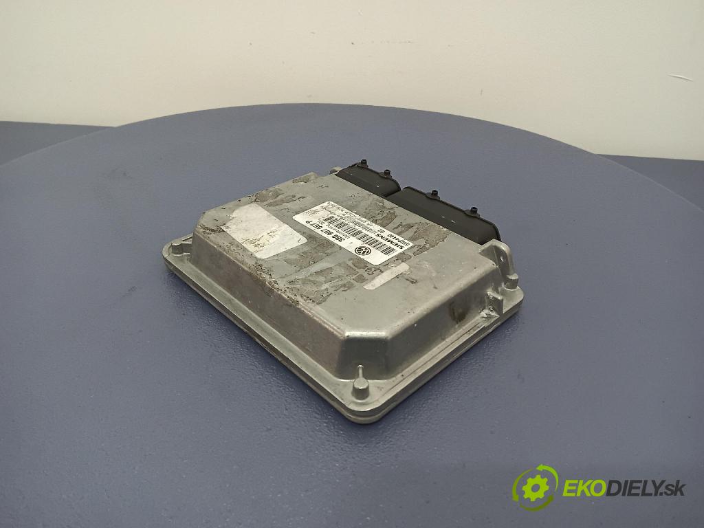 Volkswagen Passat 2000 riadiaca jednotka Motor: 3B0907557P