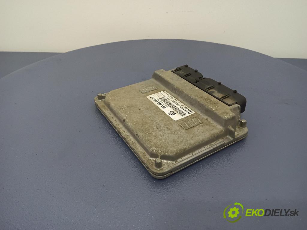 Skoda Octavia 2006 riadiaca jednotka Motor: 06A906033DM