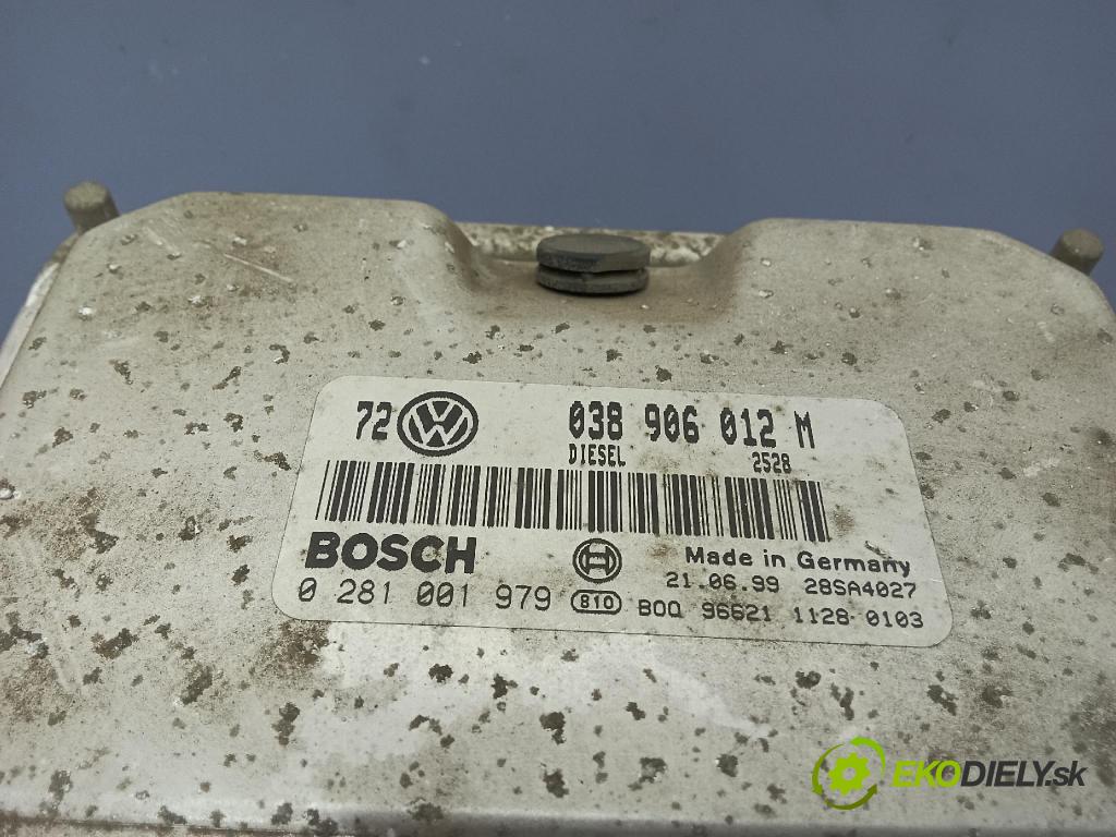 Volkswagen Bora 1999 riadiaca jednotka Motor: 038906012M