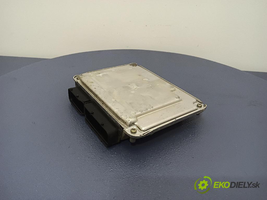 Volkswagen Golf 1999 riadiaca jednotka Motor: 038906012CL