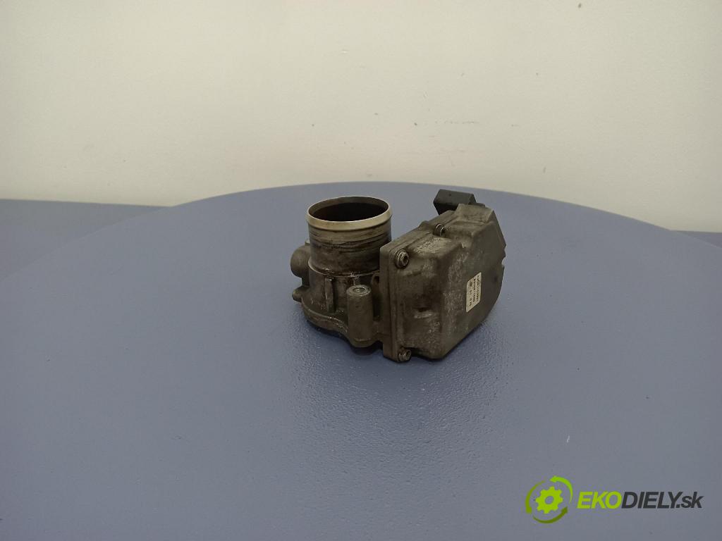 Renault Megane 2006 škrticí klapka 8200471660