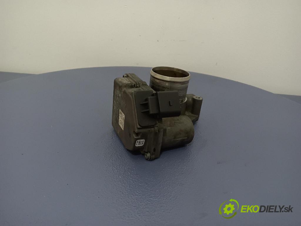 Renault Megane 2006 škrticí klapka 8200471660