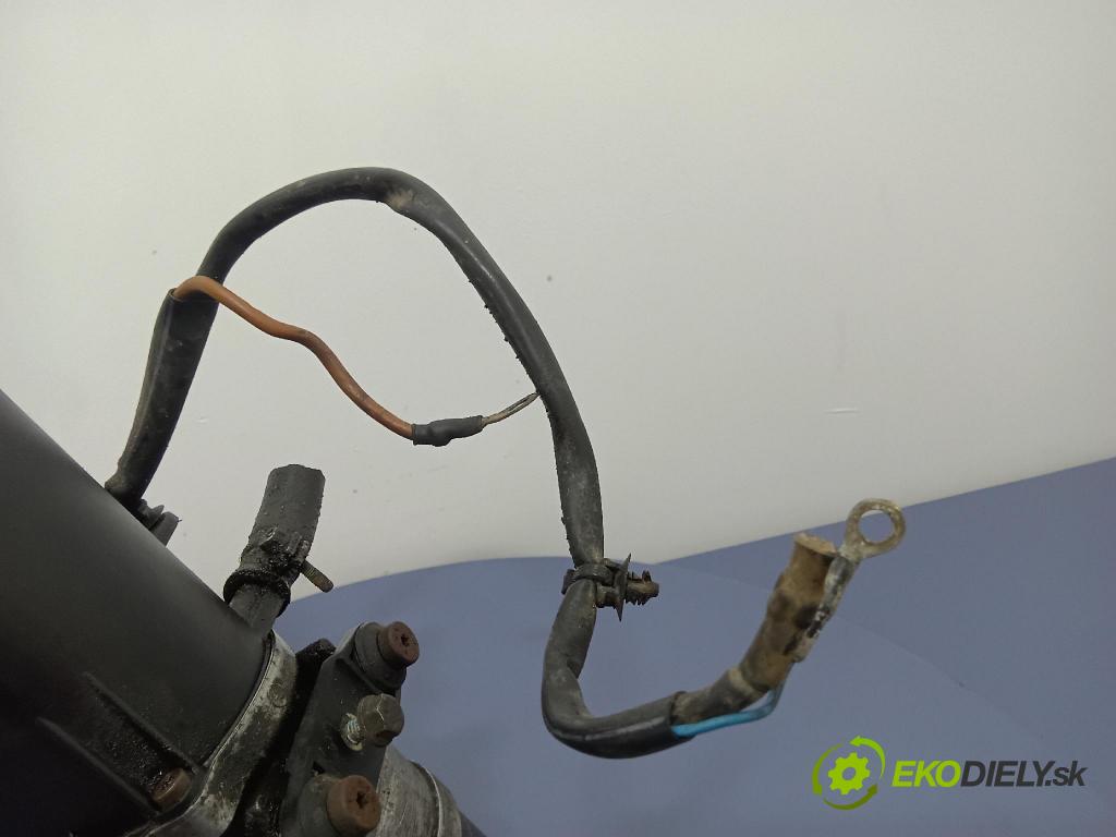 Mercedes-benz Vaneo 2003 čerpadlo Asistencia: Manažéri: A1684660301