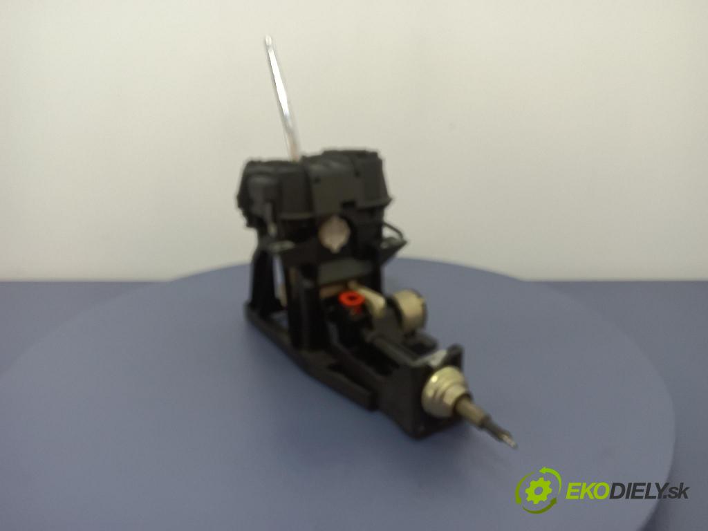 Mercedes-benz Vaneo 2003 Páka: Zmeny: A1685400244