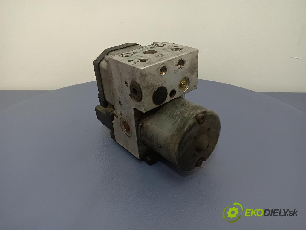 Audi A6 1998 čerpadlo ABS x 8E0614111C