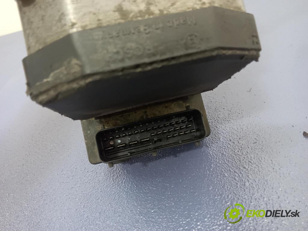 Audi A6 1998 čerpadlo ABS x 8E0614111C