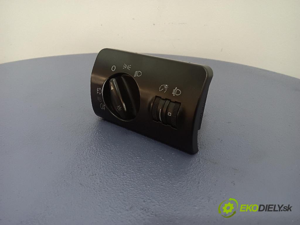 Audi A6 1998 prepínač svetiel 4B1941531C