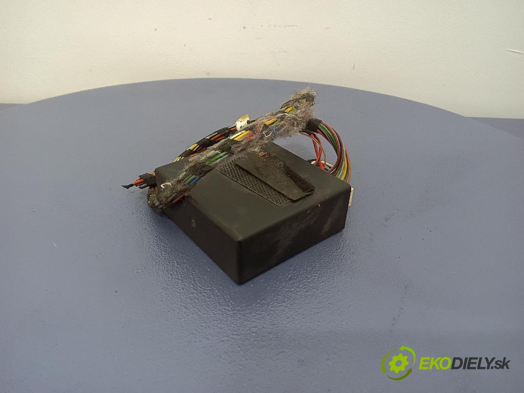 Audi A6 1998 riadiaca jednotka ASTM30