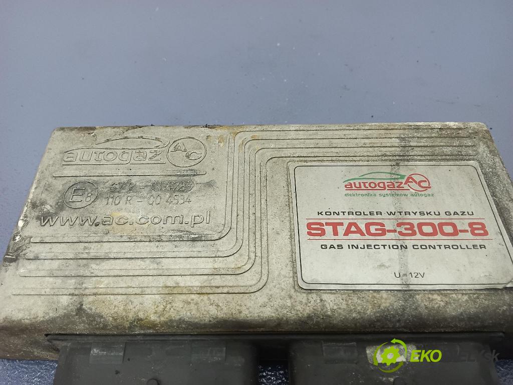 Volkswagen Passat 1999 riadiaca jednotka 67R-014289