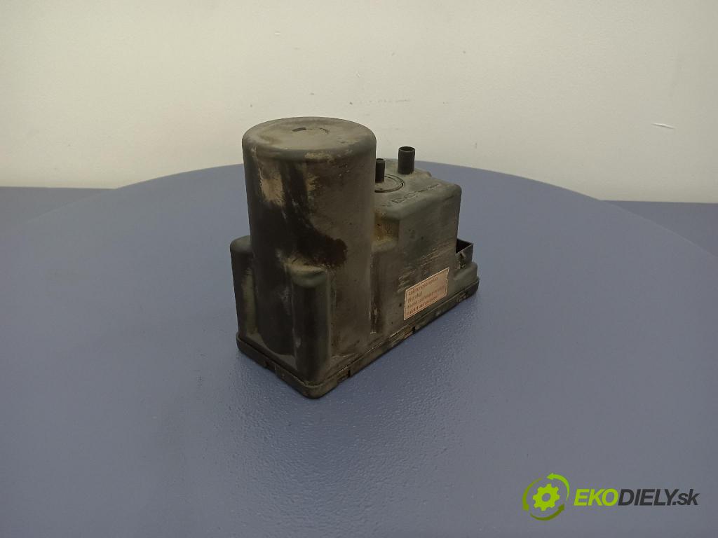 Audi 80 1994 pompa Centrálny: Zámok: 4A0862257A