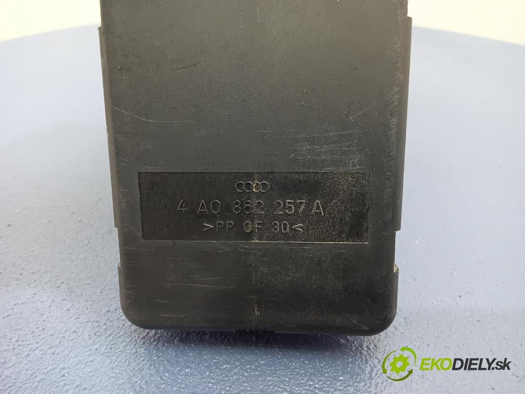 Audi 80 1994 pompa Centrálny: Zámok: 4A0862257A