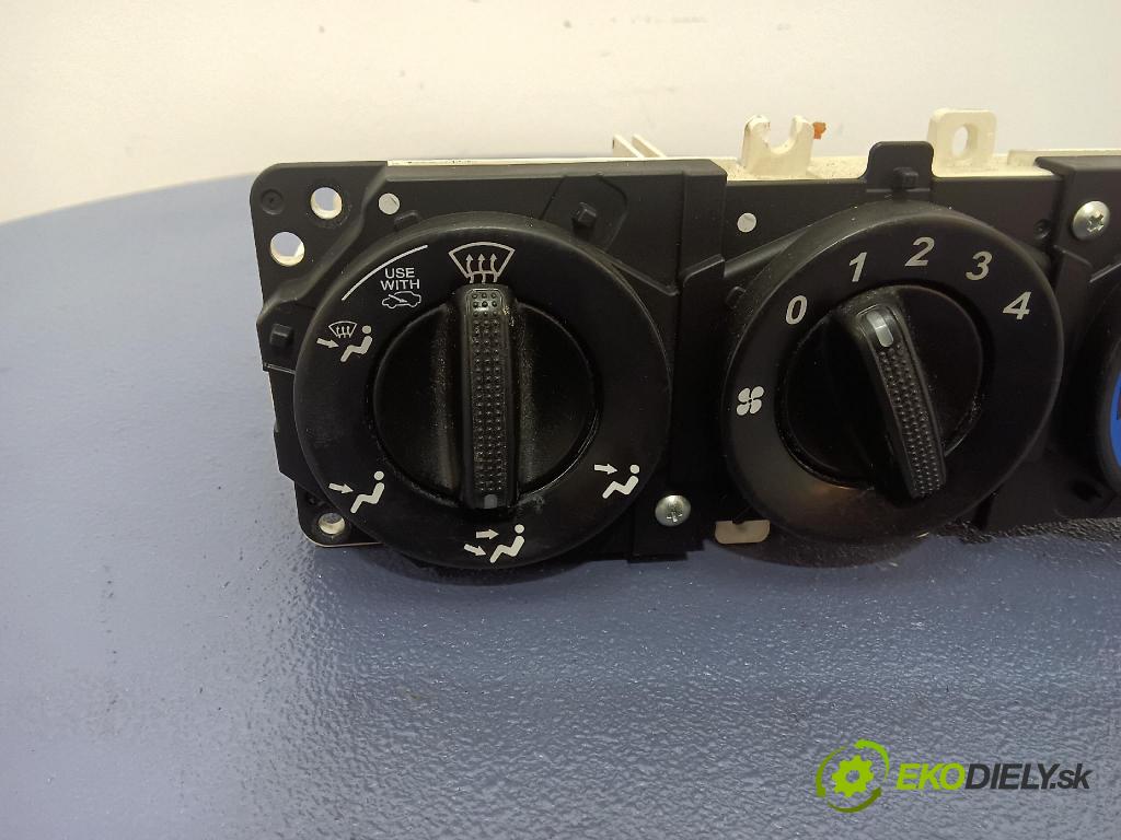 Honda Civic 2004 prepínač Klimatizácia: Prúd vzduchu: 79500-S6D-G022