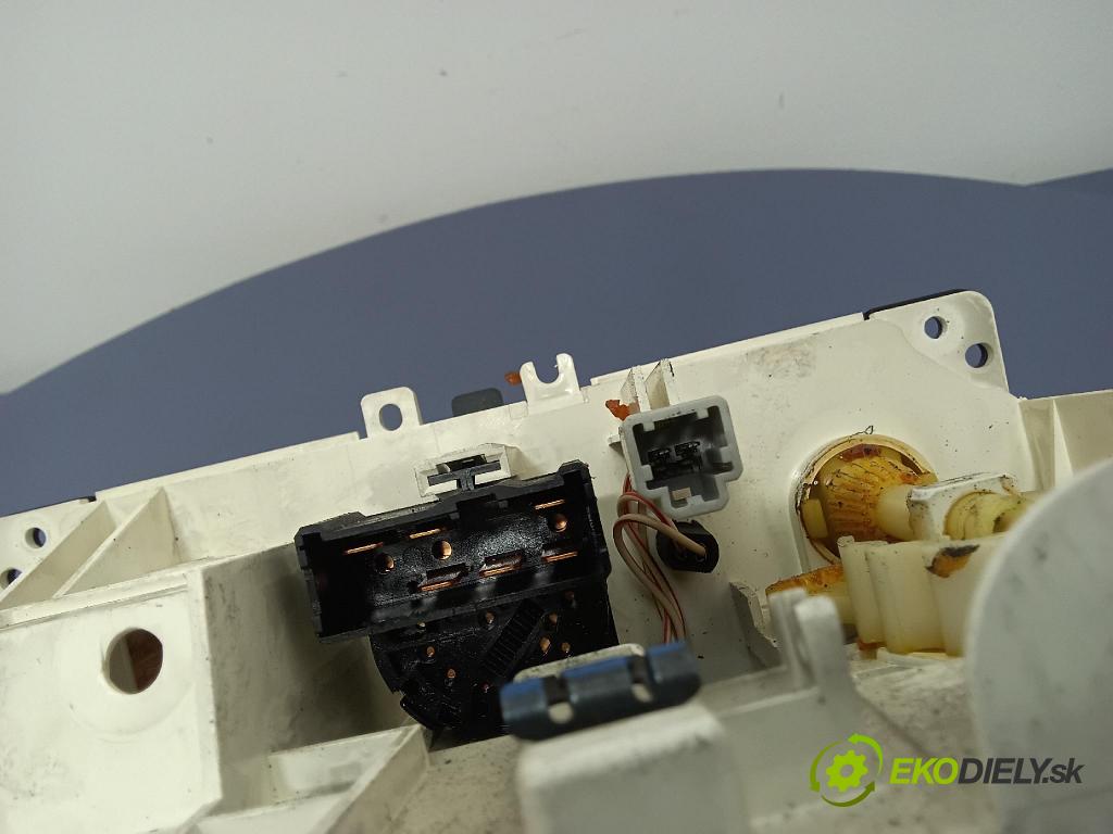 Honda Civic 2004 prepínač Klimatizácia: Prúd vzduchu: 79500-S6D-G022