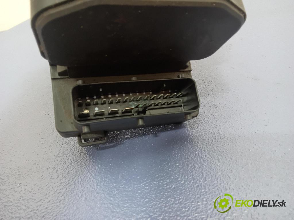 Peugeot Boxer 2002 čerpadlo ABS x 46786432