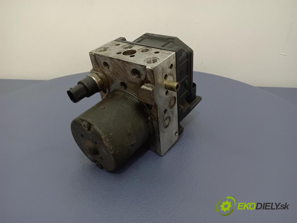 Audi A4 2002 čerpadlo ABS x 8E0614517