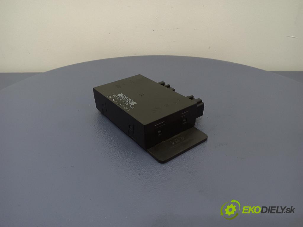 Volkswagen Golf 1999 řídící jednotka Komfortu 1J0959799AH