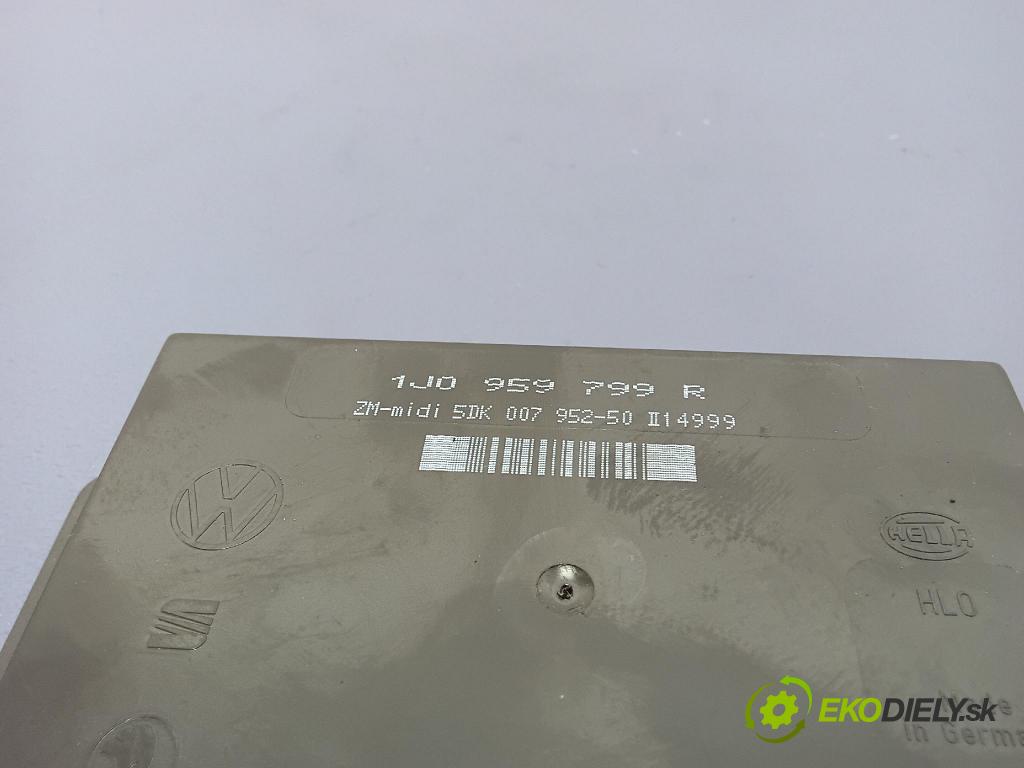 Volkswagen Passat 1999 riadiaca jednotka Komfortu 1J0959799R