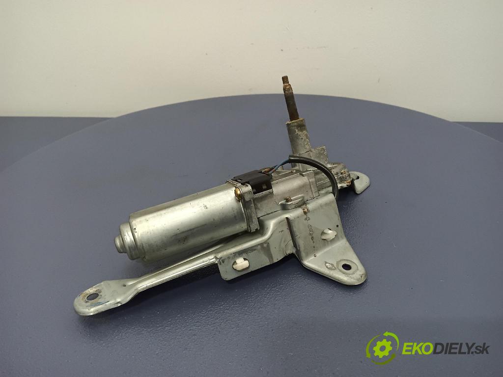 Toyota Yaris 1999 motor: Stierače: zad 85130-52010