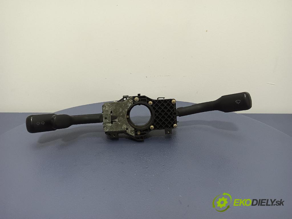 Audi A4 1995 prepínač Komplex: 4D0953513D