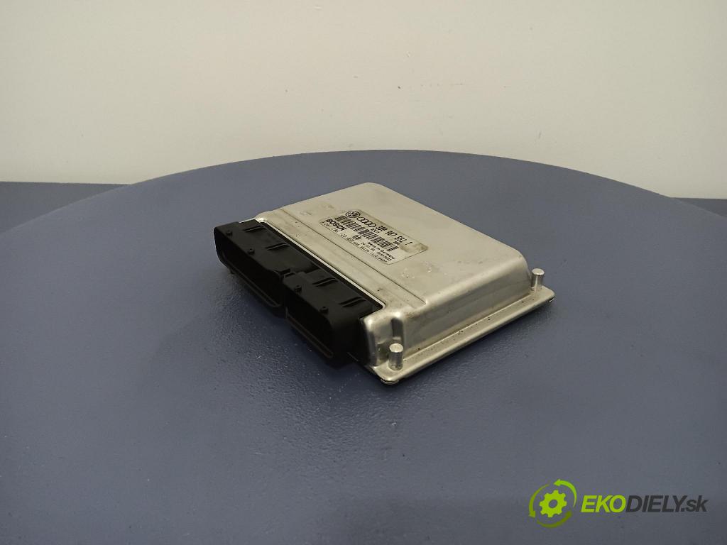 Volkswagen Passat 1999 řídící jednotka Motor: 3B0907551T