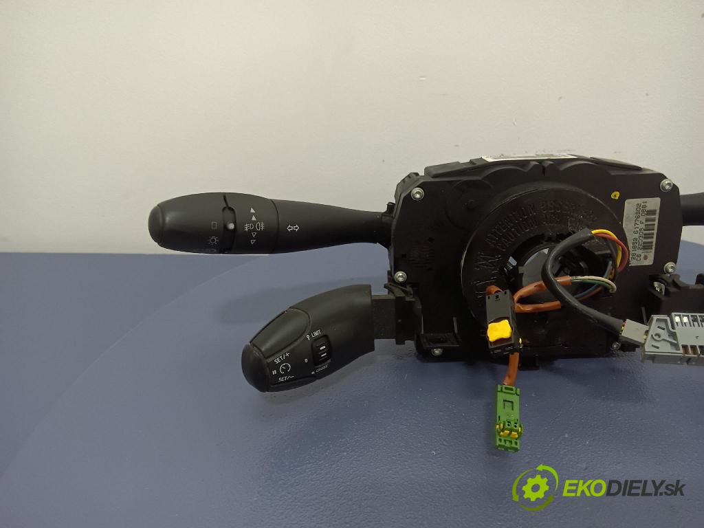 Peugeot 407 2005 Přepínač Komplex: 96476537XT