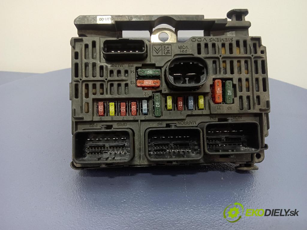 Peugeot 407 2005 skrinka Poistky: 9656086080