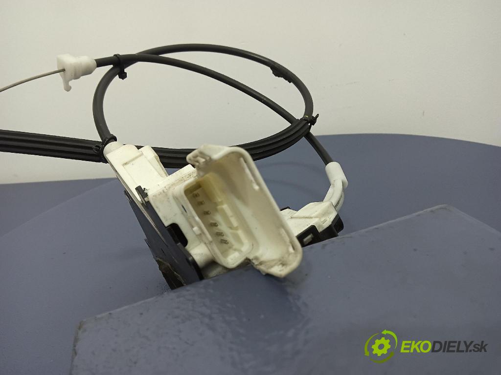 Peugeot 407 2005 zámek dveře před Levý: 9659739880