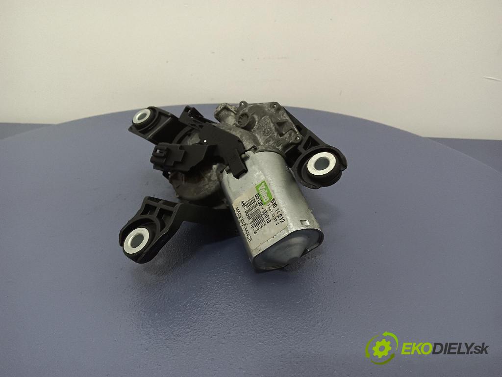 Toyota Yaris 2004 motor: Stierače: zad 53014212