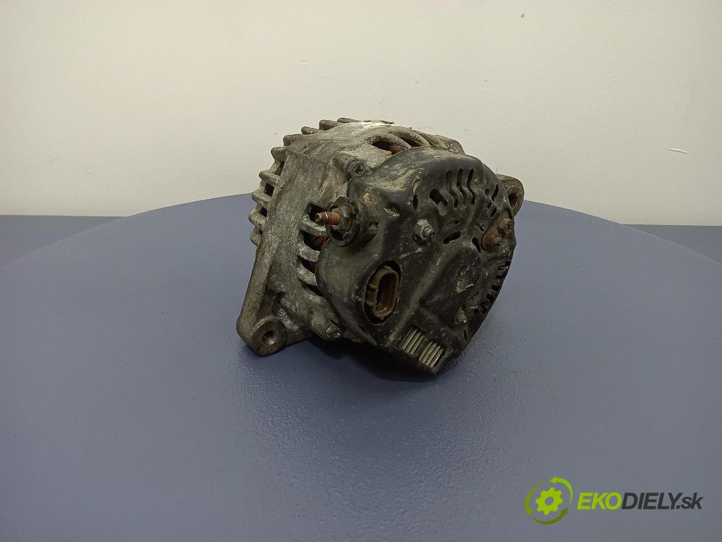 Toyota Yaris 2004 Alternator 01