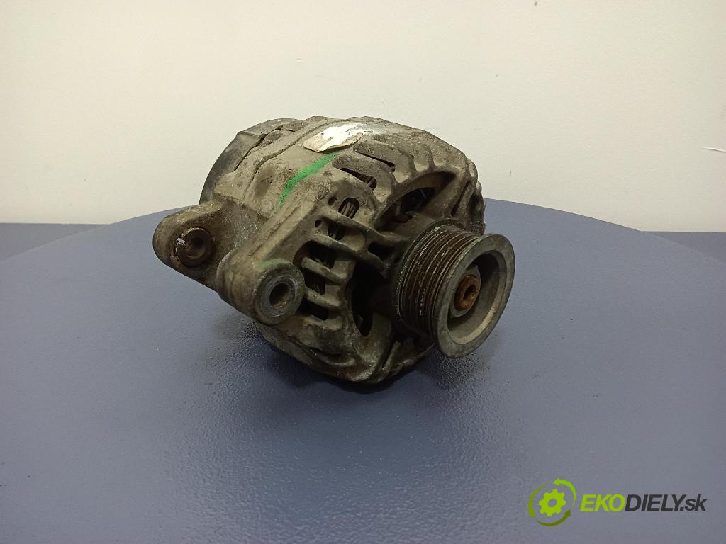 Toyota Yaris 2004 Alternator 01