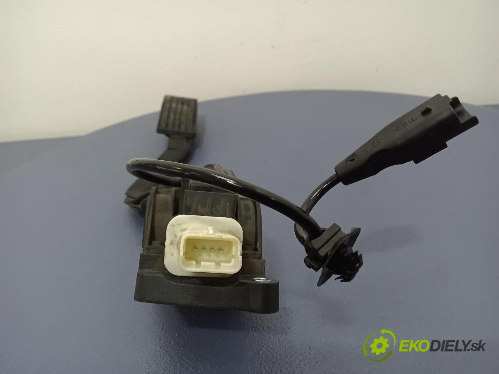 Peugeot 407 2006 pedal Plyn: 9650341780