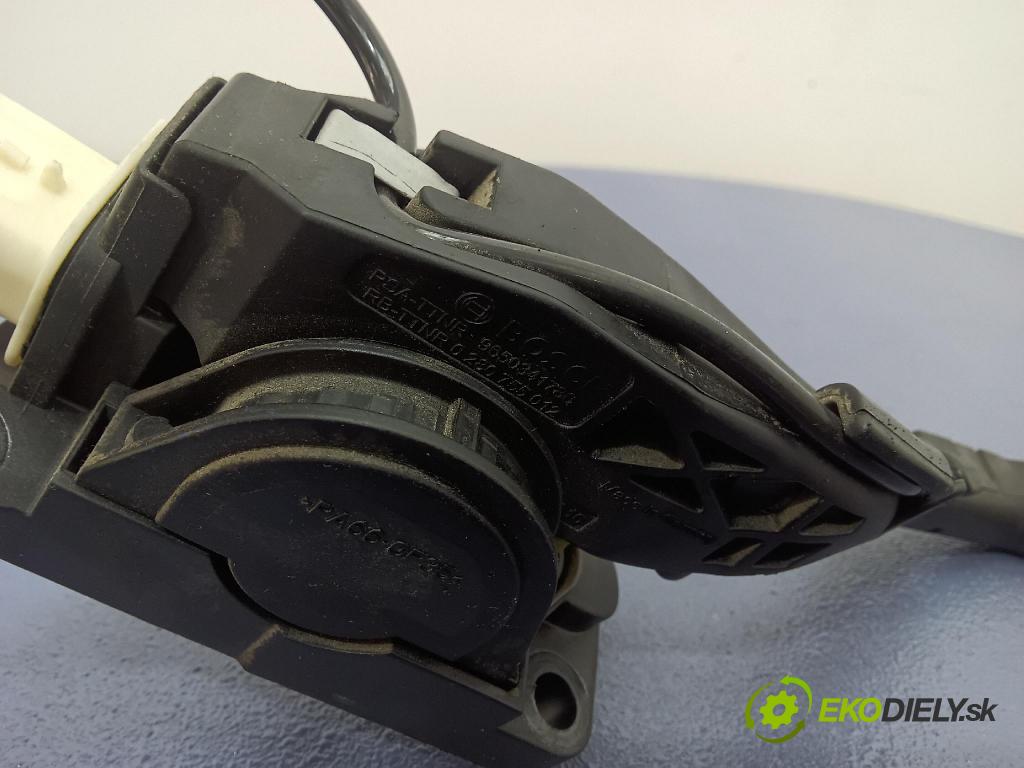 Peugeot 407 2006 pedal Plyn: 9650341780