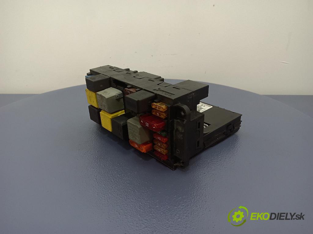 Mercedes-benz C 180 2002 skrinka Poistky: 2035451701