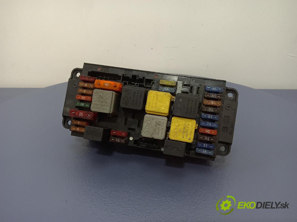 Mercedes-benz C 180 2002 skrinka Poistky: 2035451701