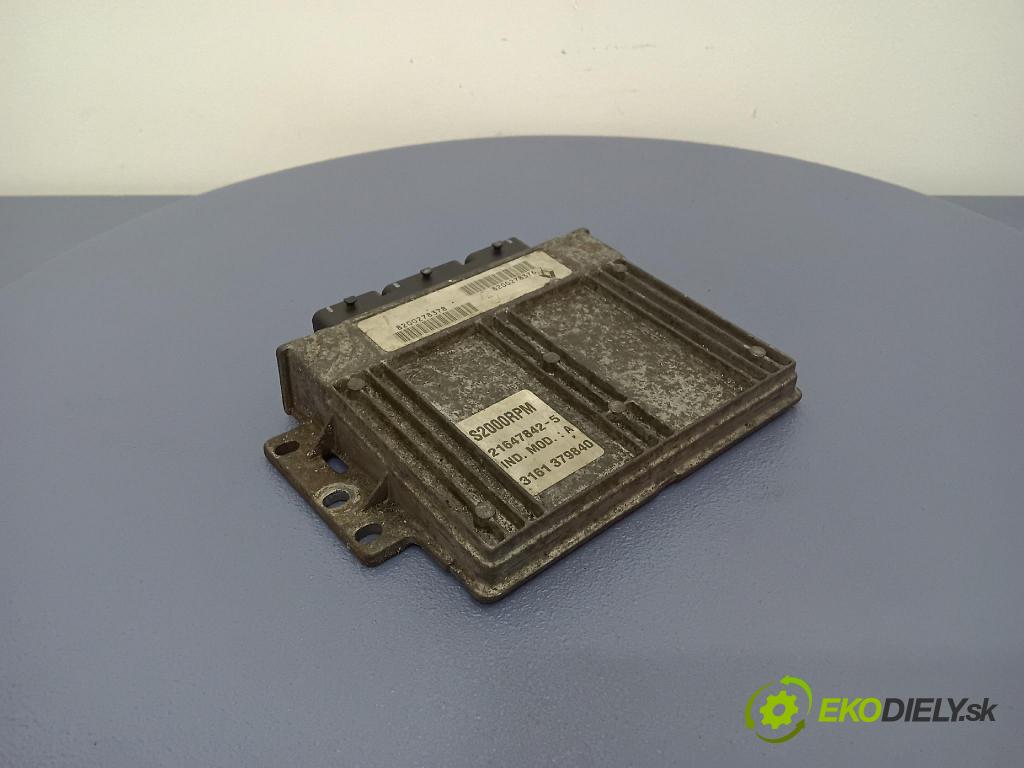 Renault Espace 2003 řídící jednotka Motor: 8200278376