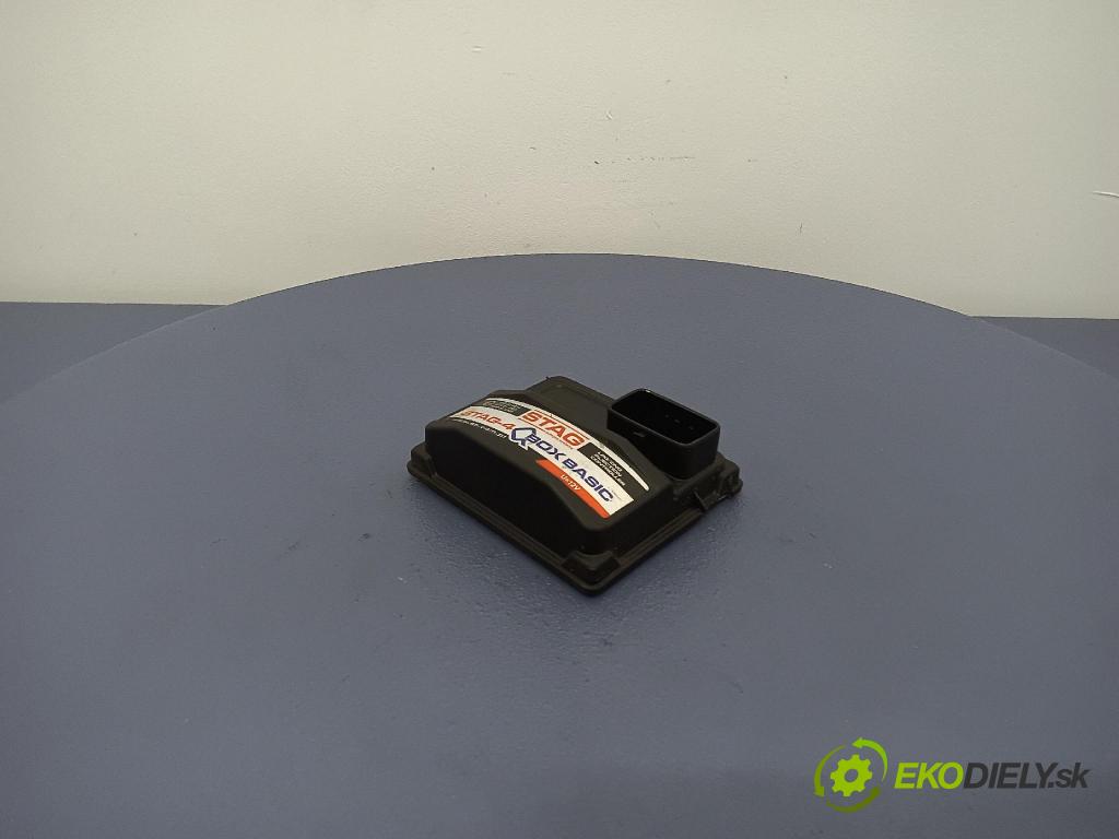 Peugeot 206 2003 riadiaca jednotka 10R-036616