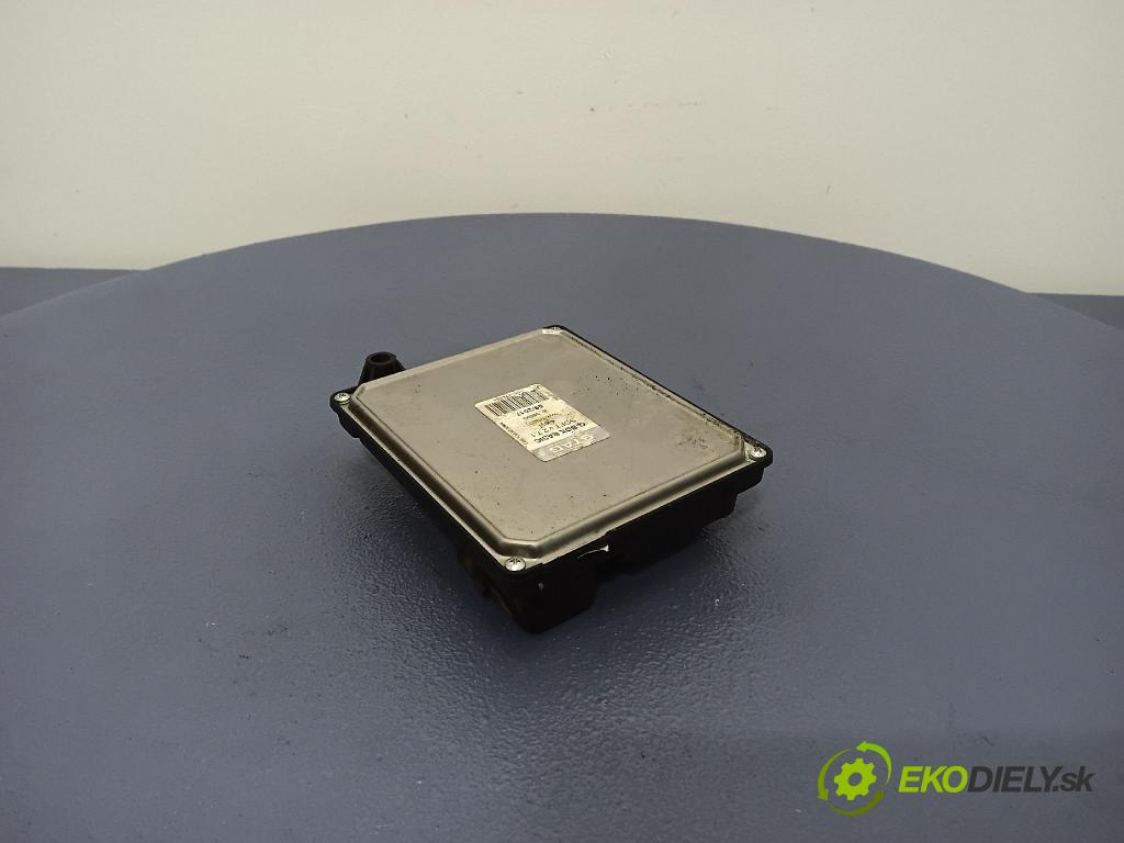 Peugeot 206 2003 riadiaca jednotka 10R-036616