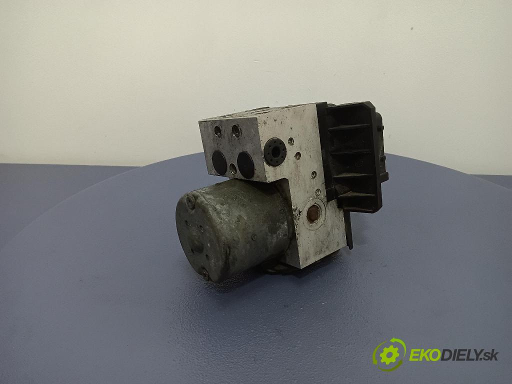 Vw Passat 2000 čerpadlo ABS x 8E0614111T