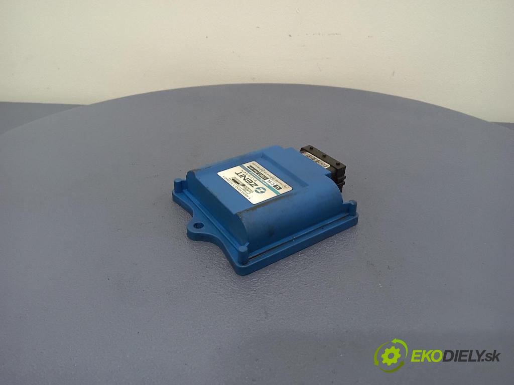 Peugeot 206 2002 řídící jednotka 110R-010053