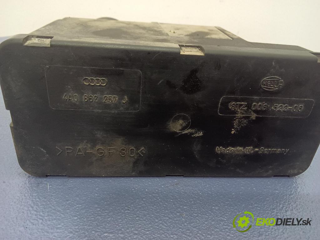 Audi 80 1995 čerpadlo Centrální Zámek 4A0862257J