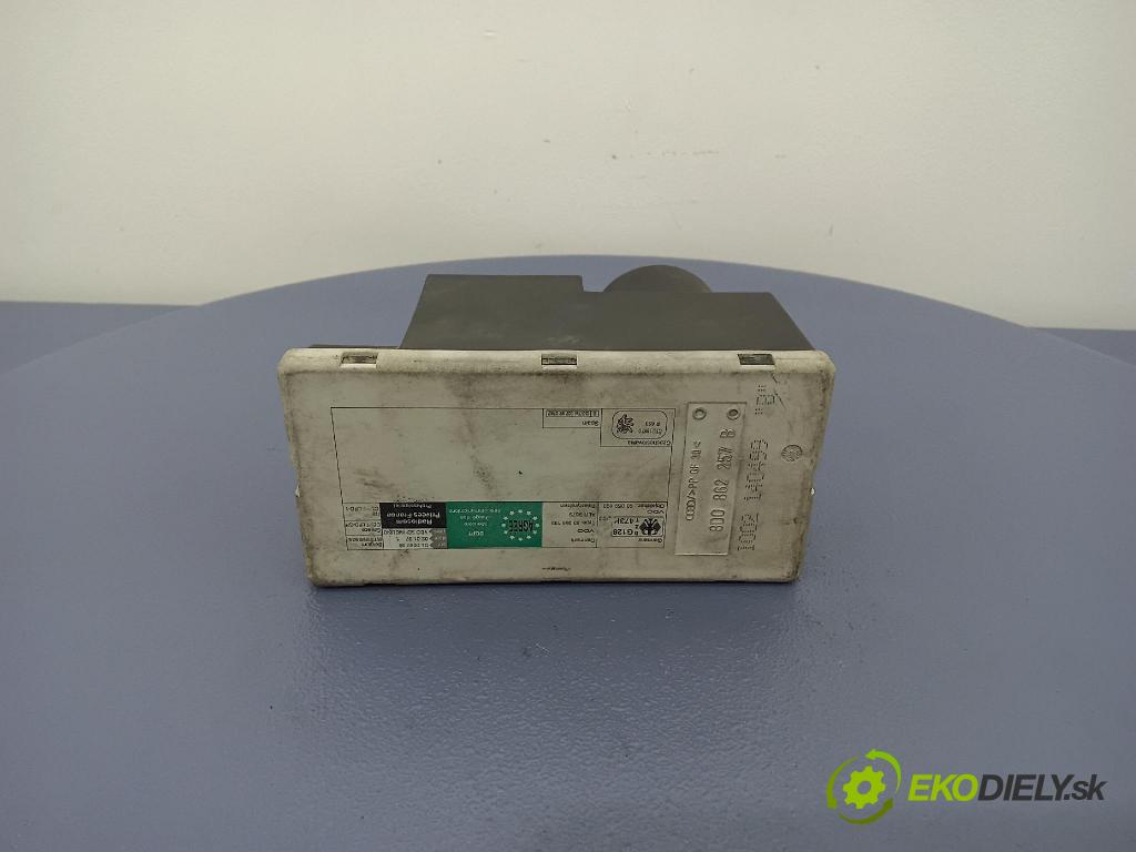 Audi A4 0 čerpadlo Centrální Zámek 8D0862257B